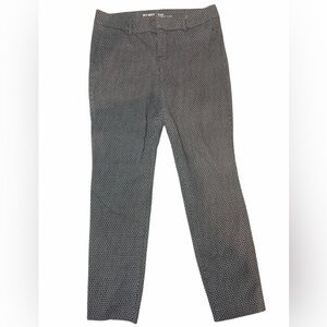 OLD NAVY PIXIE Mid-Rise Black and White Patterned Pants 6